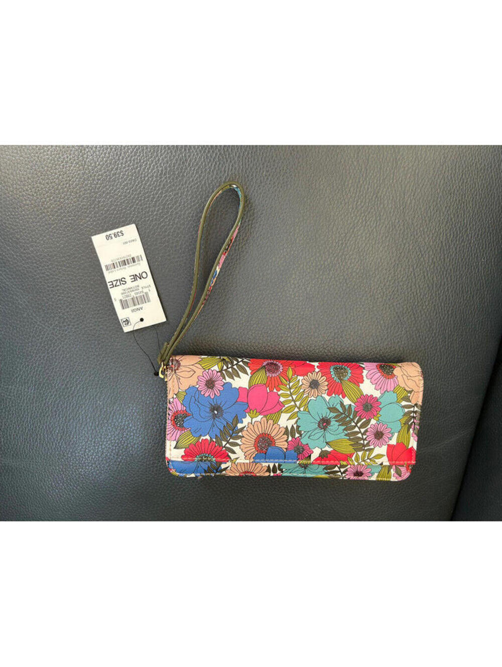 On 34th Angii Za Print Wallet